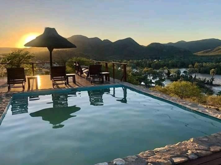 Kapika Waterfall Lodge Epupa Bagian luar foto