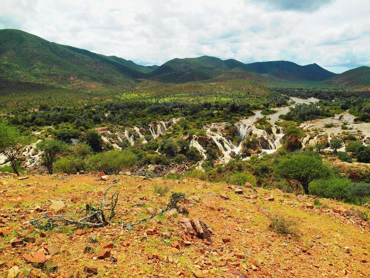 Kapika Waterfall Lodge Epupa Bagian luar foto