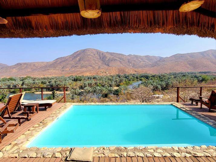 Kapika Waterfall Lodge Epupa Bagian luar foto