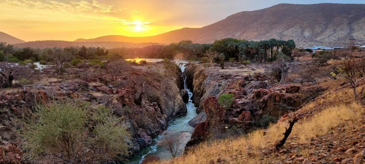 Kapika Waterfall Lodge Epupa Bagian luar foto