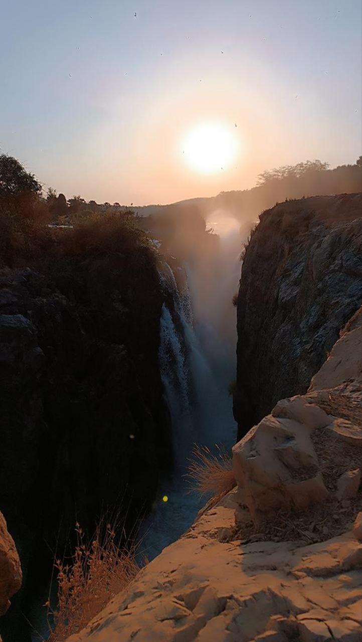 Kapika Waterfall Lodge Epupa Bagian luar foto