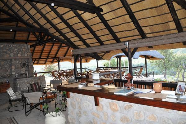 Kapika Waterfall Lodge Epupa Bagian luar foto