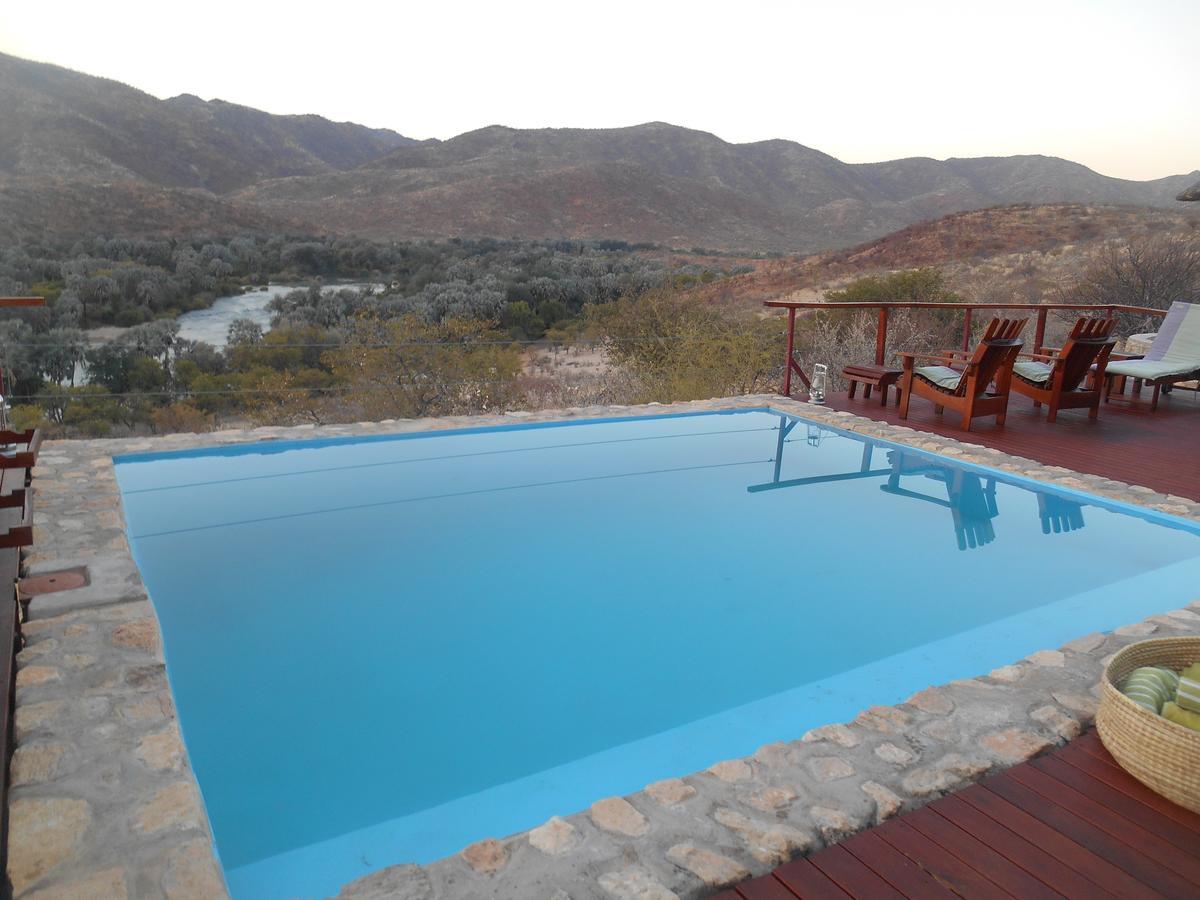 Kapika Waterfall Lodge Epupa Bagian luar foto