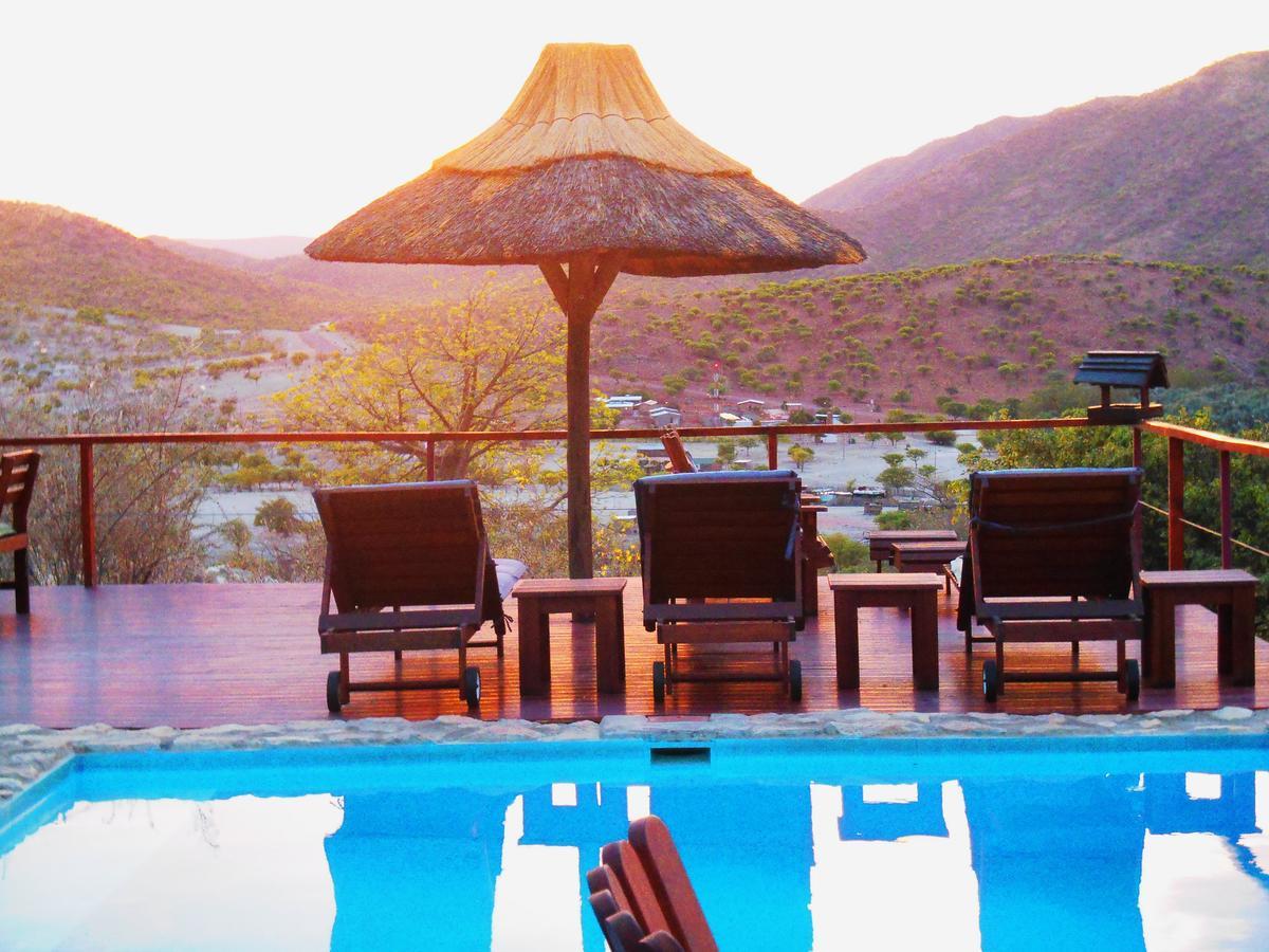 Kapika Waterfall Lodge Epupa Bagian luar foto